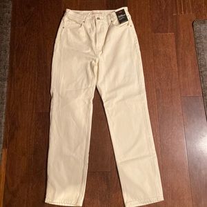 Straight leg beige jeans in size 29